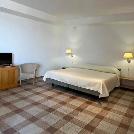 Aparthotel Nauthotel - Porto San Vito Grado