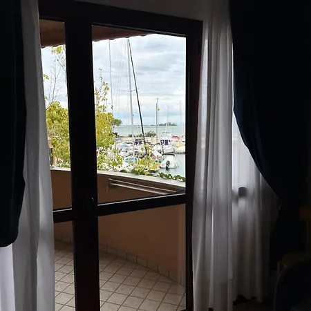 Nauthotel アパートホテル